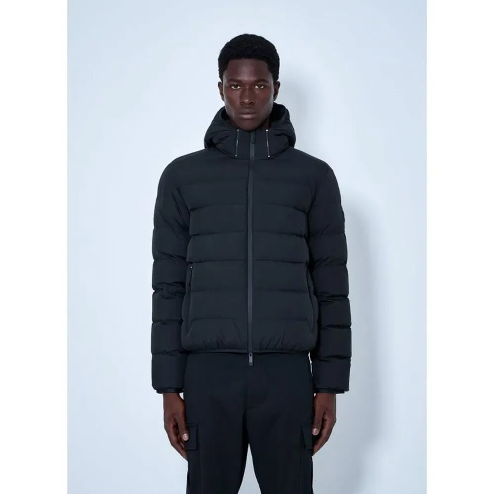 Moncler Men Arajoki Hooded Short Down Jacket
